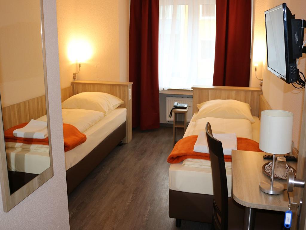 Hotel Paris Düsseldorf Dış mekan fotoğraf