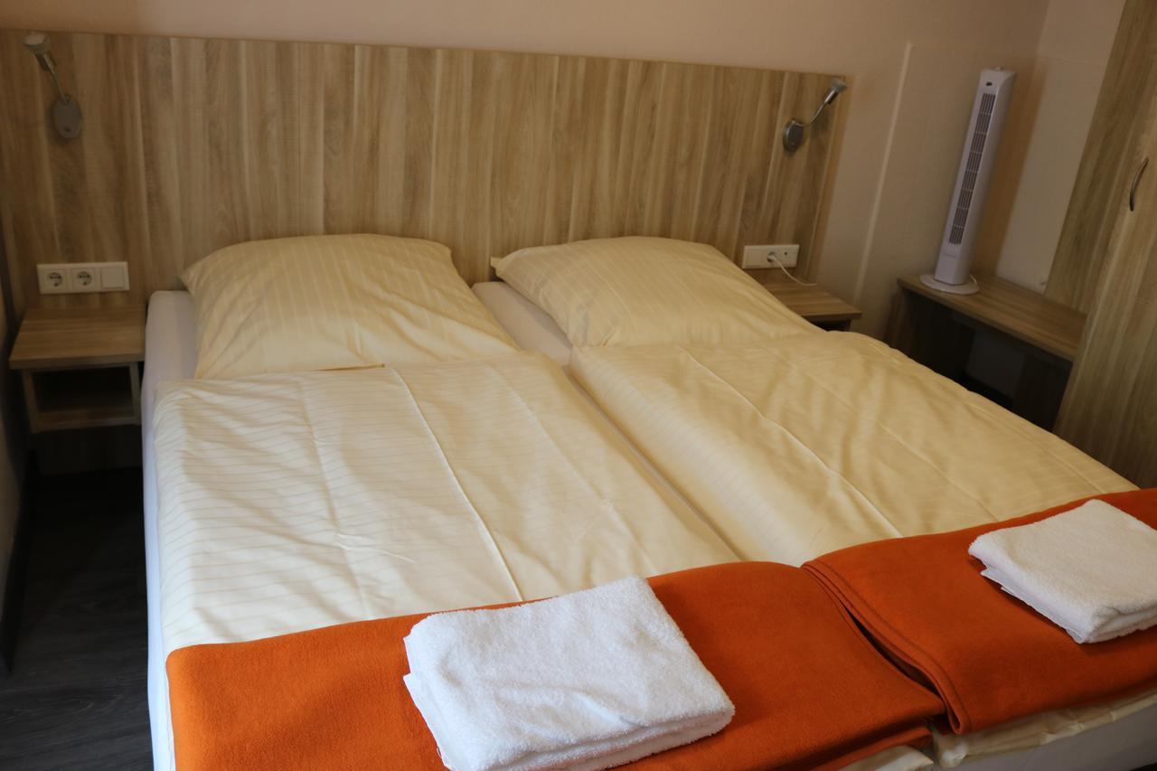 Hotel Paris Düsseldorf Dış mekan fotoğraf